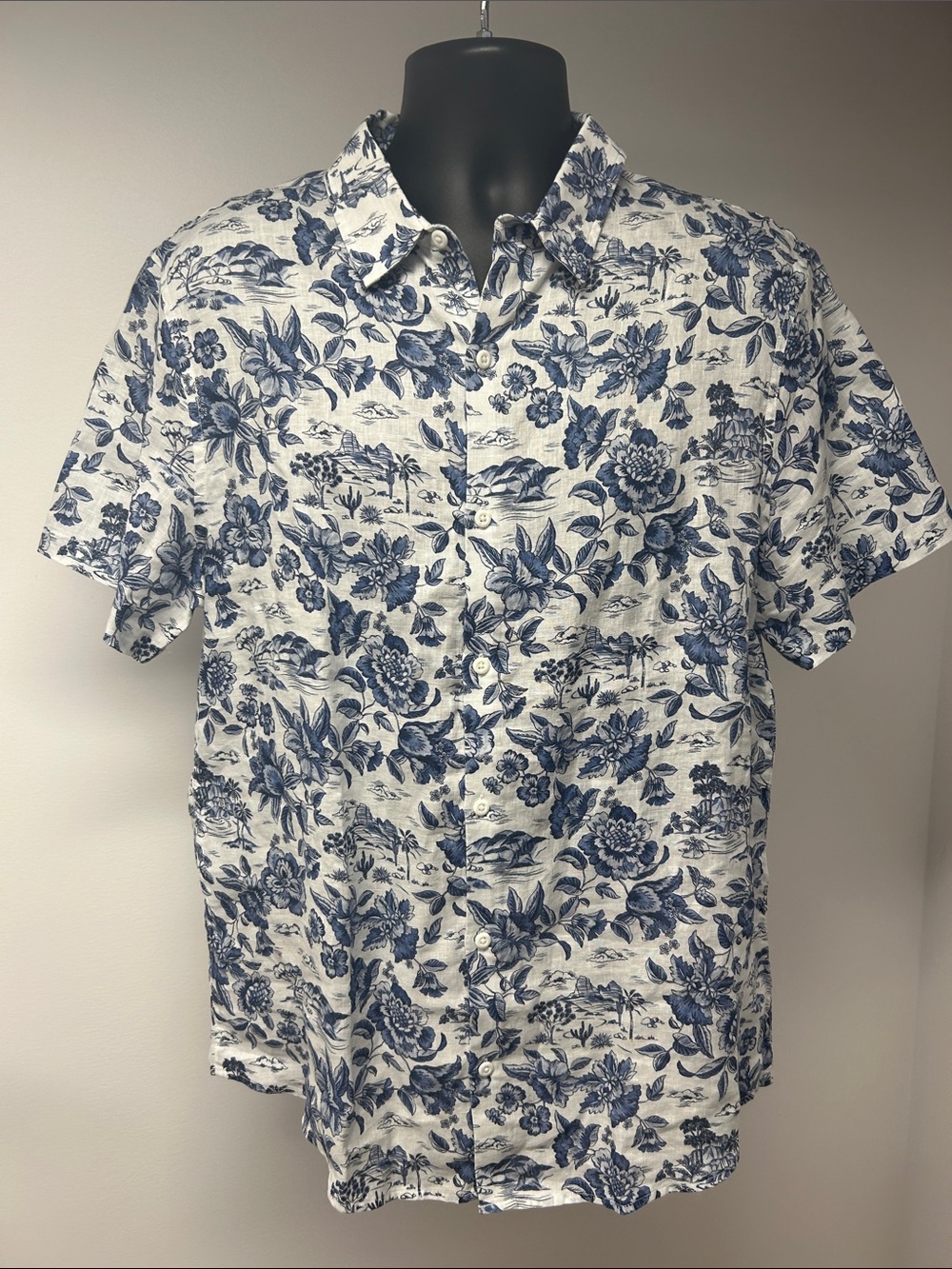 Onia x Liberty Fabric 100% Linen Blue Floral Toile Short Sleeve Shirt size L